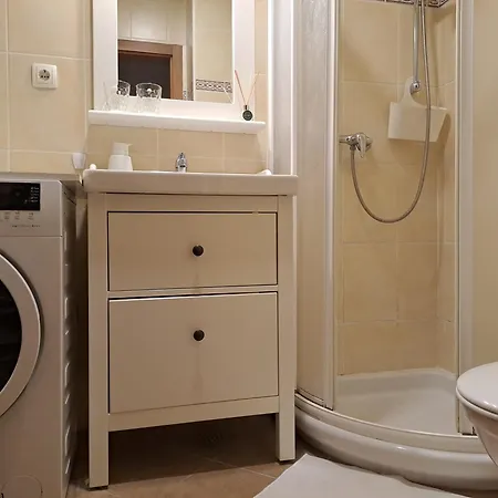 Flat For 2 - Alpine Dream *